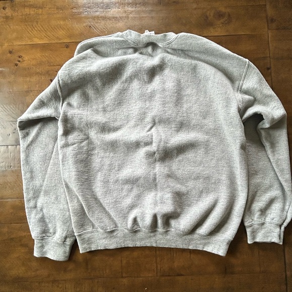 Grey Crewneck - Picture 2 of 4